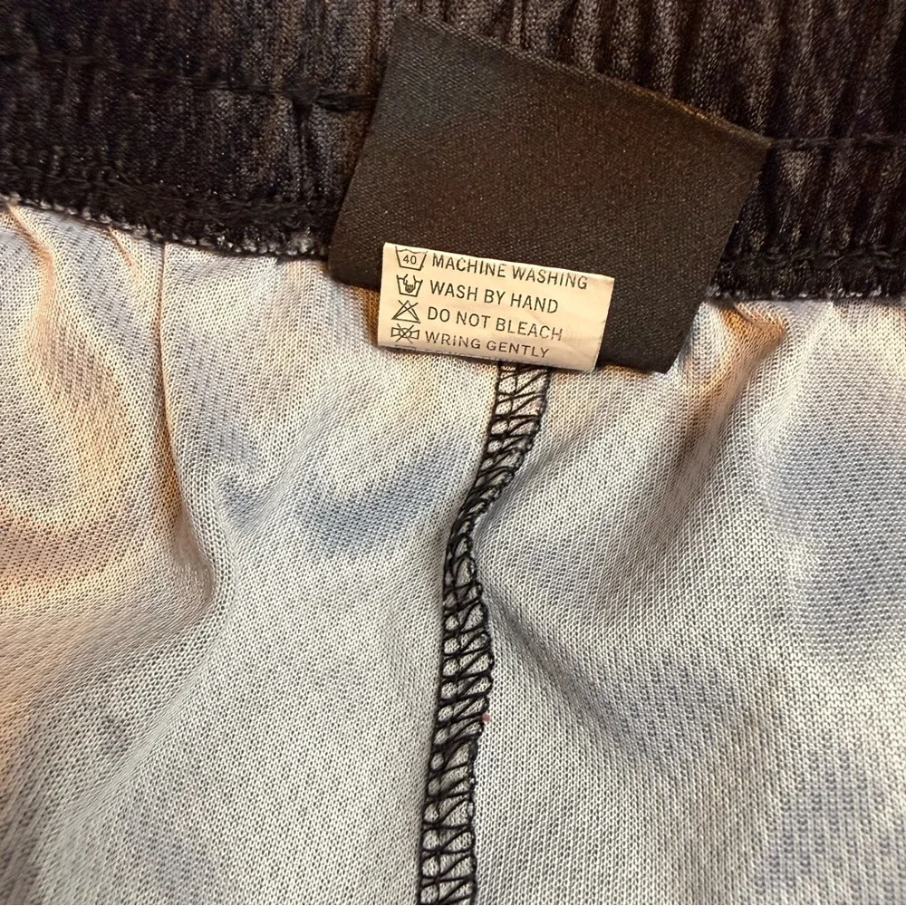 Invicta kuru men’s large mash mesh style shorts no liner 5” inseam - Picture 7 of 11